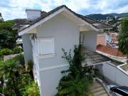 Casa em condominio fechado, 3 Suítes, piscina privativa...