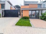 Casa em Condomínio Fechado