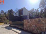 CASA EM CONDOMíNIO FECHADO A VENDA EM ATIBAIA