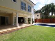 CASA EM CONDOMÍNIO FECHADO ALTO DA BOA VISTA 4 SUITES,...