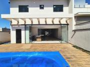 Casa em Condomínio Fechado com 3 suítes Recreio das Acácias