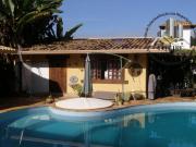 Casa em Condomínio fechado, com 5 Quartos e 6 banheiros...