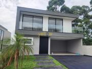 Casa em Condomínio Fechado em Residencial Real Park...