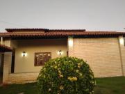CASA EM CONDOMÍNIO FECHADO! EXCELENTE LOCAL E...