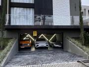 Casa em Condomínio Fechado no Abranches – 367m² |...