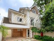 Casa em Condomínio Fechado no Brooklin com 4 dormitórios...