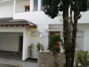 Casa em Condomínio Jardim Petrópolis com 4 Quartos...