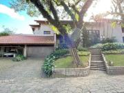 Casa em condomínio no bairro Cavalhada