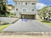 Casa em condomínio no Golf Village Granja Viana 4...