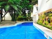 CASA EM CONDOMÍNIO NO VILLAGGIO CAMPOS DO JORDÃO, 4...