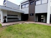 Casa em condomínio para aluguel, 3 quartos, 1 suíte, 2...