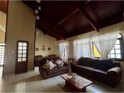 Casa em condominio para locação!