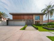 Casa em Condomínio para Venda e Aluguel em Alphaville...