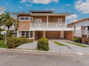 Casa em Condomínio para Venda e Aluguel em Alphaville...