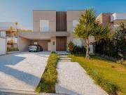 Casa em Condomínio para Venda e Aluguel em Villa Solaia,...