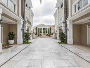 Casa em condomínio para venda por R$ R$ 3.800.000,00 ou...