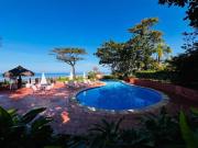 Casa em condomínio pé na areia disponível para venda