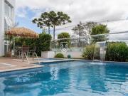 Casa em condomínio, piscina, jacuzzi, 536m2, Campo Comprido