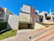 Casa em Condomínio próximo ao centro de Atibaia