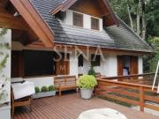 Casa Em Condomínio / Venda