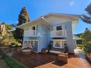 Casa Em Condomínio / Venda