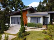 Casa Em Condomínio / Venda