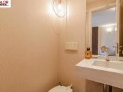 CASA EM CONDOMINIO VENDA Localização cobiçada em frente...