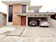 Casa em Condomínio Venda São Pedro da Aldeia RJ...