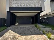 Casa em Conjunto Habitacional Alexandre Urbanas,...