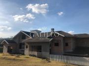 Casa em Construção á Venda Condomínio Fazenda Campo...