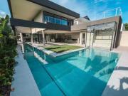 Casa em Coxipó da Ponte, Cuiabá MT em condomínio com 4...