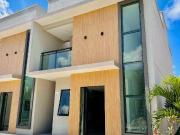 Casa em, / de 101m² 3 quartos à venda por R$ 625.000,00