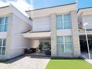 Casa em, / de 246m² 3 quartos à venda por R$ 884.000,00