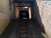 Casa em Espaçoso Terreno no Centro