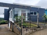 Casa em estilo contemporâneo