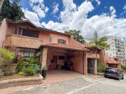 Casa em Granja Viana, Cotia/SP de 232m² 3 quartos à...