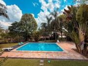 Casa em Granja Viana, Cotia/SP de 285m² 4 quartos para...