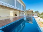 Casa em Granja Viana, Cotia/SP de 347m² 4 quartos à...