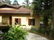 Casa em Granja Viana, Cotia/SP de 356m² 5 quartos à...