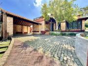 Casa em Granja Viana, Cotia/SP de 362m² 4 quartos à...