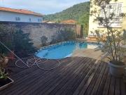 Casa em Itaipu, Niterói/RJ de 168m² 3 quartos à venda...