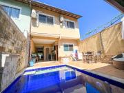 Casa em Itaipu, Niterói/RJ de 180m² 3 quartos à venda...