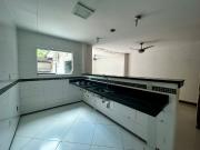 Casa em Itaipu, Niterói/RJ de 200m² 4 quartos à venda...