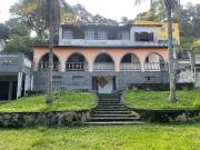 Casa em Itaipu, Niterói/RJ de 200m² 4 quartos à venda...
