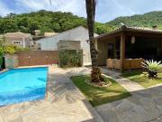 Casa em Itaipu, Niterói/RJ de 337m² 5 quartos à venda...