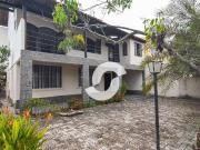 Casa em Itaipu, Niterói/RJ de 340m² 5 quartos à venda...
