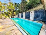 Casa em Itaipu, Niterói/RJ de 363m² 5 quartos à venda...