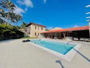 Casa em Itaipu, Niterói/RJ de 384m² 4 quartos à venda...