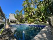 Casa em Itaipu, Niterói/RJ de 390m² 4 quartos à venda...