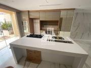 Casa em Itaipu, Niterói/RJ de 498m² 4 quartos à venda...